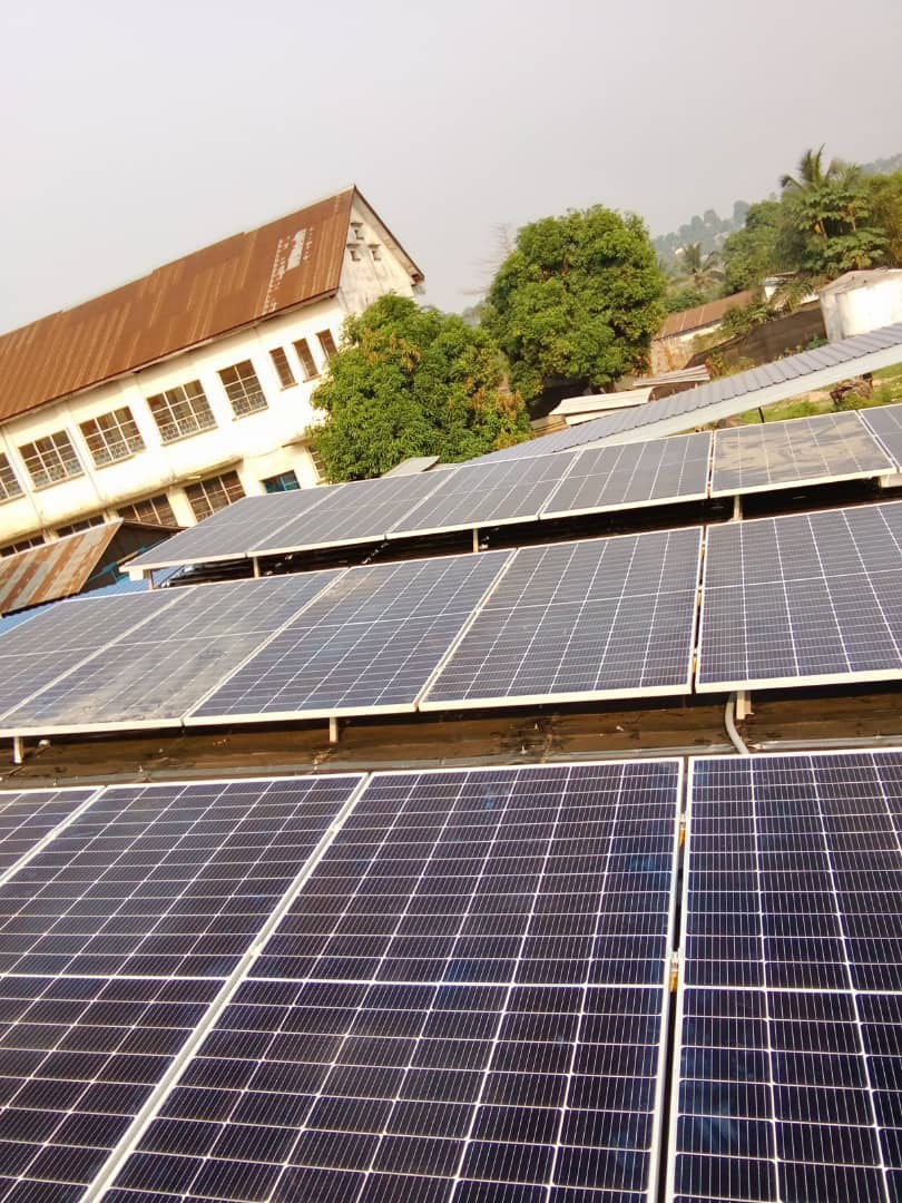 Installation solaire sur école - Vue 3